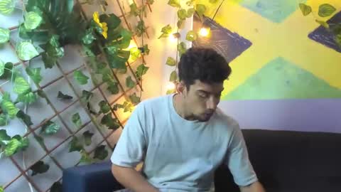 prince_arthur77 online show from 09-19-25, 07:58