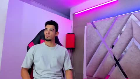 prince_arthur77 online show from 10-17-25, 01:35