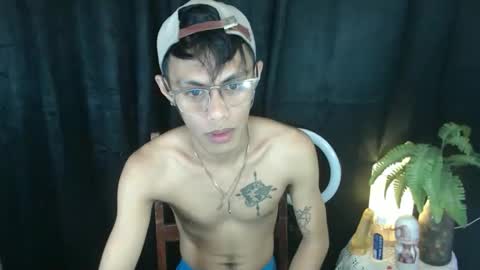 Snapshot of prince_gray69 chatting on 10-06-25, 01:47 Prince online show from 10-06-25, 01:47
