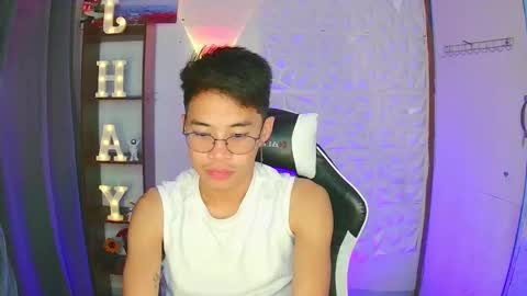 Snapshot of prince_harrison chatting on 10-21-25, 10:54 prince_harrison online show from 10-21-25, 10:54