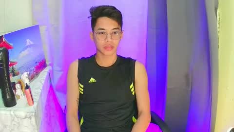 Snapshot of prince_harrison chatting on 10-23-25, 07:01 prince_harrison online show from 10-23-25, 07:01