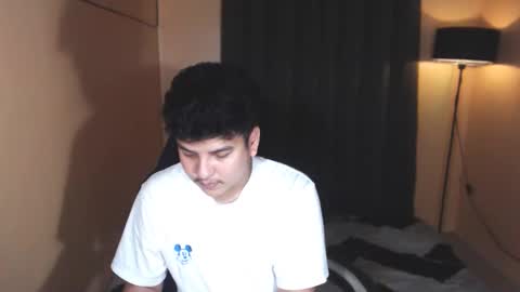 Snapshot of prince_killian chatting on 09-22-25, 04:53 Killian online show from 09-22-25, 04:53