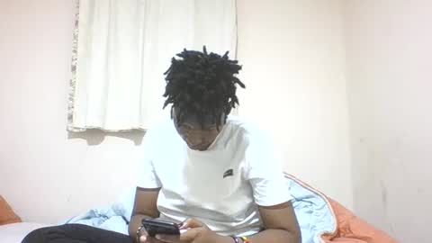 Snapshot of prince_maynard chatting on 12-05-24, 07:28 prince maynard online show from 12-05-24, 07:28