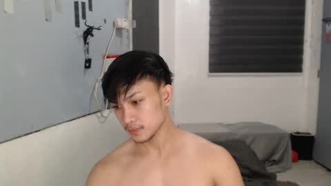 Snapshot of princeadrianx chatting on 01-09-26, 10:18 Prince Adrian online show from 01-09-26, 10:18