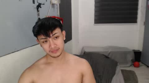 Snapshot of princeadrianx chatting on 01-11-26, 04:23 Prince Adrian online show from 01-11-26, 04:23