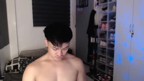 Snapshot of princeadrianx chatting on 02-18-26, 11:50 Prince Adrian online show from 02-18-26, 11:50