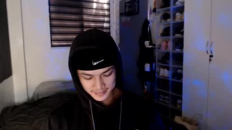 Snapshot of princeadrianx chatting on 02-27-26, 07:08 Prince Adrian online show from 02-27-26, 07:08