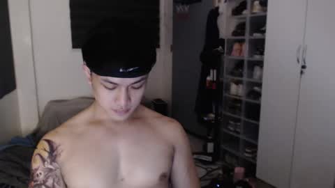 Snapshot of princeadrianx chatting on 03-09-26, 10:52 Prince Adrian online show from 03-09-26, 10:52