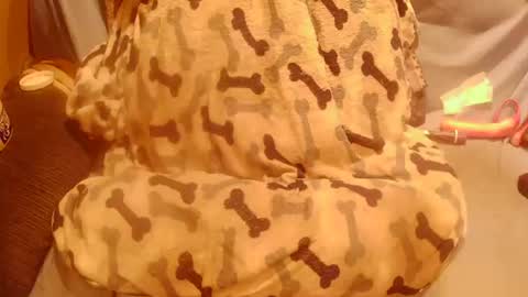 Snapshot of princechas chatting on 07-27-26, 09:22 PrinceChas online show from 07-27-26, 09:22