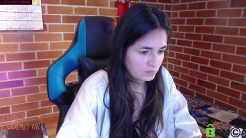 Leia online show from 02-05-25, 04:14