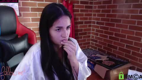 Leia online show from 02-19-25, 04:00