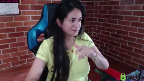 Leia online show from 09-08-25, 04:06