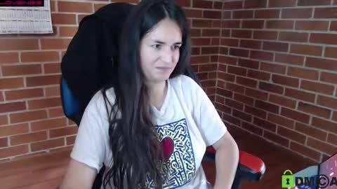 Leia online show from 09-29-25, 03:06