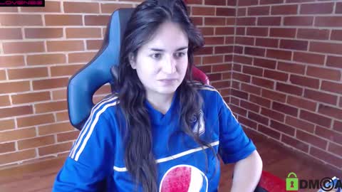 Leia online show from 10-23-25, 02:38