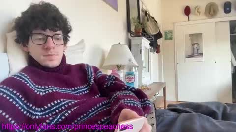 Snapshot of princespeaches chatting on 02-14-26, 06:15 Peaches online show from 02-14-26, 06:15