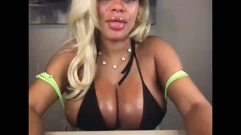 Snapshot of princess1tick chatting on 04-20-26, 08:10 princess1tick online show from 04-20-26, 08:10