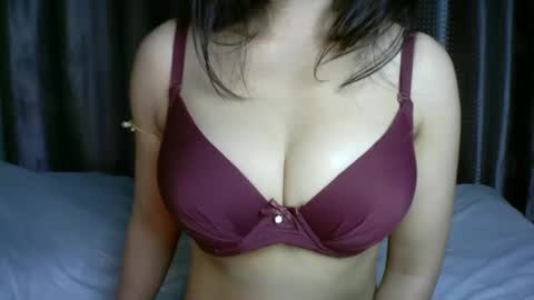 Snapshot of princess916446 chatting on 10-31-25, 07:20   princess   online show from 10-31-25, 07:20