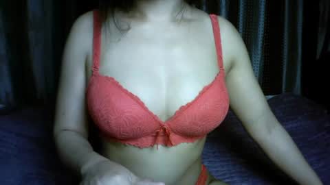 Snapshot of princess916446 chatting on 06-24-26, 05:17 princess online show from 06-24-26, 05:17
