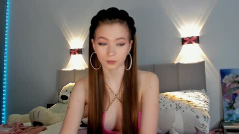 Princess Diana online show from 01-04-25, 11:48