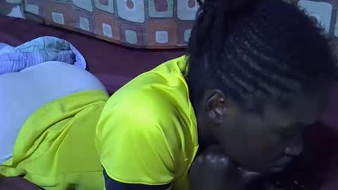 princess_scovia online show from 10-16-25, 03:07