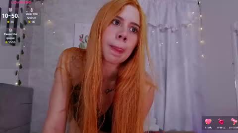 Snapshot of princess_selene chatting on 07-14-26, 06:02 Selene online show from 07-14-26, 06:02