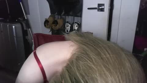 Snapshot of princessavery69 chatting on 02-26-26, 08:57 Princess Avery online show from 02-26-26, 08:57