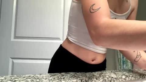 Snapshot of princessbaby525 chatting on 05-10-26, 12:54 Sable online show from 05-10-26, 12:54