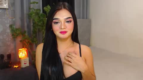 Snapshot of princesshugecumontop chatting on 12-11-24, 04:09 PrincessDONT FORGET TO FOLLOW ME online show from 12-11-24, 04:09