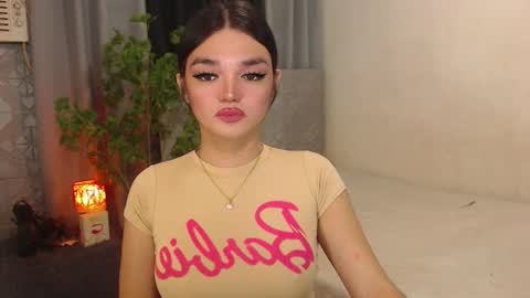 Snapshot of princesshugecumontop chatting on 01-11-25, 01:53 PrincessDONT FORGET TO FOLLOW ME online show from 01-11-25, 01:53