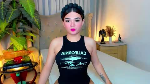 Snapshot of princesshugecumontop chatting on 11-21-25, 11:53 PrincessDONT FORGET TO FOLLOW ME online show from 11-21-25, 11:53