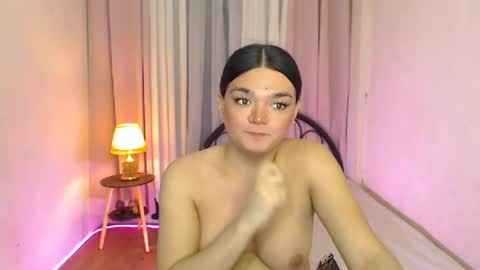 Snapshot of princesshugecumontop chatting on 07-25-26, 10:29 PrincessDONT FORGET TO FOLLOW ME online show from 07-25-26, 10:29