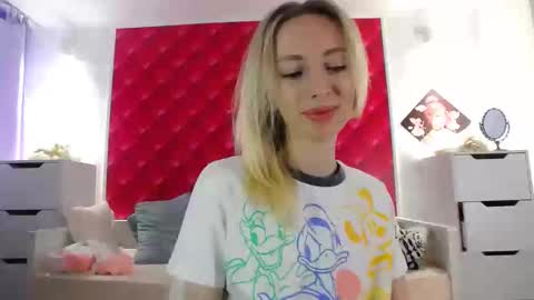 Snapshot of princesskassiadin chatting on 12-22-24, 01:11 GoddessKassia online show from 12-22-24, 01:11