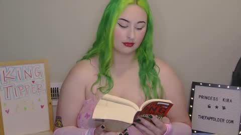 Snapshot of princesskiracb chatting on 09-10-25, 02:06 Princess Kira online show from 09-10-25, 02:06