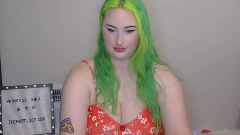 Snapshot of princesskiracb chatting on 09-13-25, 01:44 Princess Kira online show from 09-13-25, 01:44