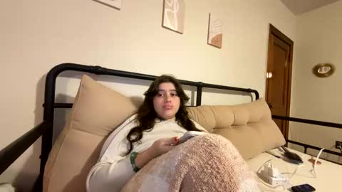 princessviccxo online show from 09-28-25, 12:05