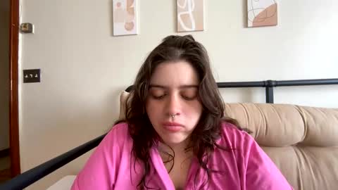 Snapshot of princesslaylaa chatting on 02-20-26, 09:37 princessviccxo online show from 02-20-26, 09:37