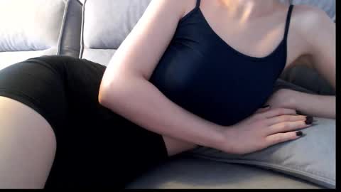 Kris3 online show from 11-05-25, 05:07