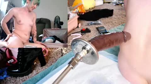 Gwyndoline Moon online show from 04-11-26, 12:04