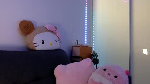 PrincessPinky444 online show from 12-14-25, 12:38