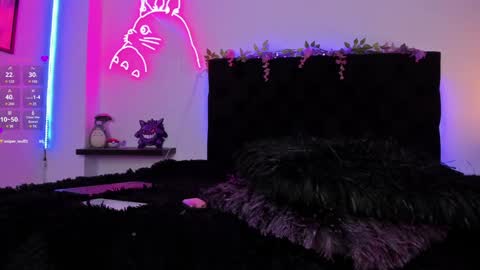 Snapshot of princessryuuko chatting on 02-05-25, 07:53 ryuu online show from 02-05-25, 07:53