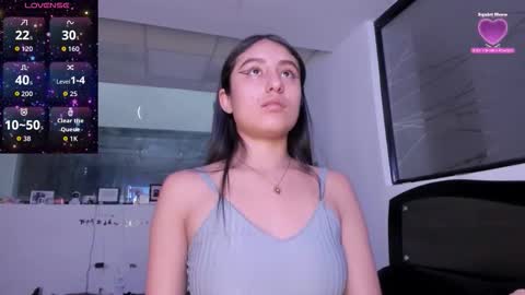 Snapshot of princesstina06 chatting on 10-28-25, 05:48 Valentina online show from 10-28-25, 05:48