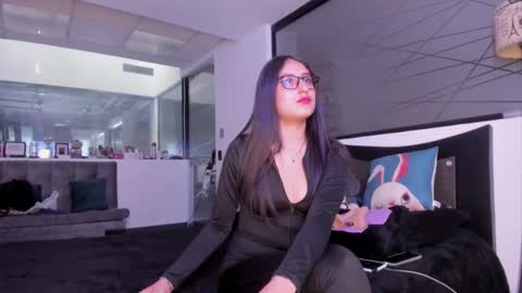 Valentina online show from 02-17-26, 08:04