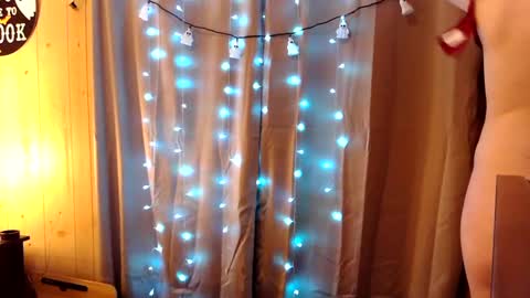 Snapshot of priscellanguy chatting on 09-16-25, 01:28 Priscella online show from 09-16-25, 01:28