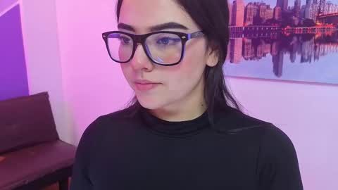 Snapshot of priscilla_fontaine chatting on 03-17-26, 04:17 priscilla_fontaine online show from 03-17-26, 04:17