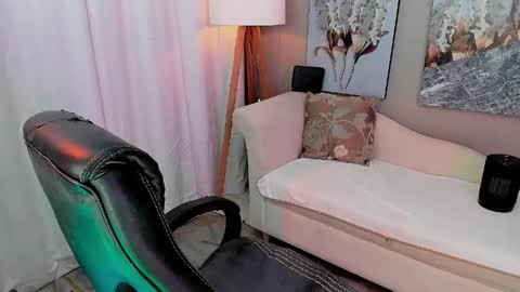 Snapshot of priya_rose chatting on 05-20-26, 09:59 Priya Rose online show from 05-20-26, 09:59