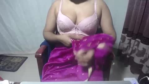 Snapshot of priyonti34 chatting on 02-01-26, 05:22 Priyonti ganguli online show from 02-01-26, 05:22