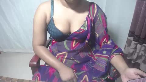 Snapshot of priyonti34 chatting on 02-12-26, 05:19 Priyonti ganguli online show from 02-12-26, 05:19