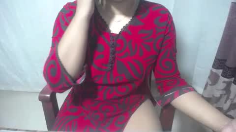 Snapshot of priyonti34 chatting on 02-16-26, 07:10 Priyonti ganguli online show from 02-16-26, 07:10