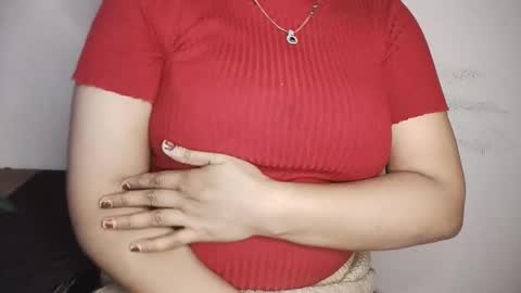 priyu_ online show from 11-07-25, 07:03