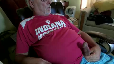 Snapshot of prlbob77 chatting on 11-07-25, 09:15 prlbob77 online show from 11-07-25, 09:15